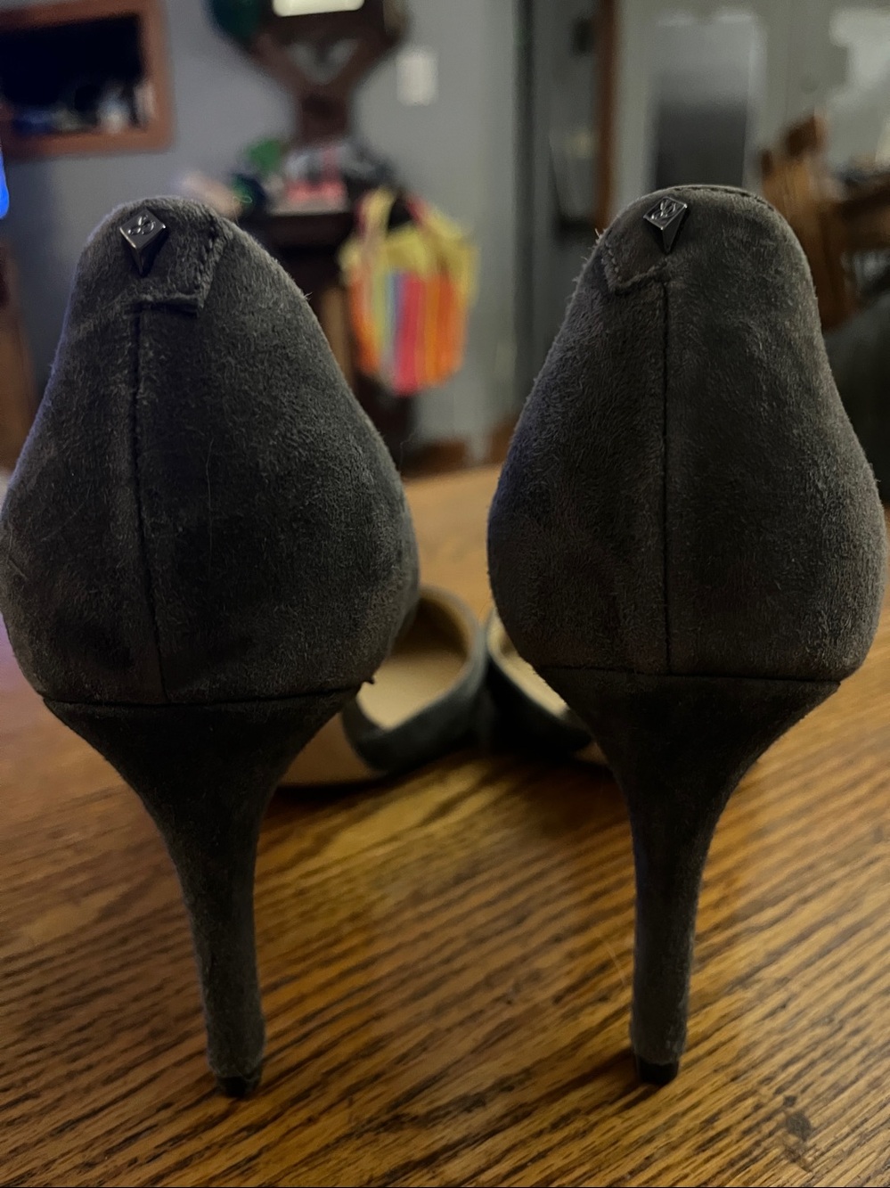 Sam Edelman grey heels - Picture 2 of 4